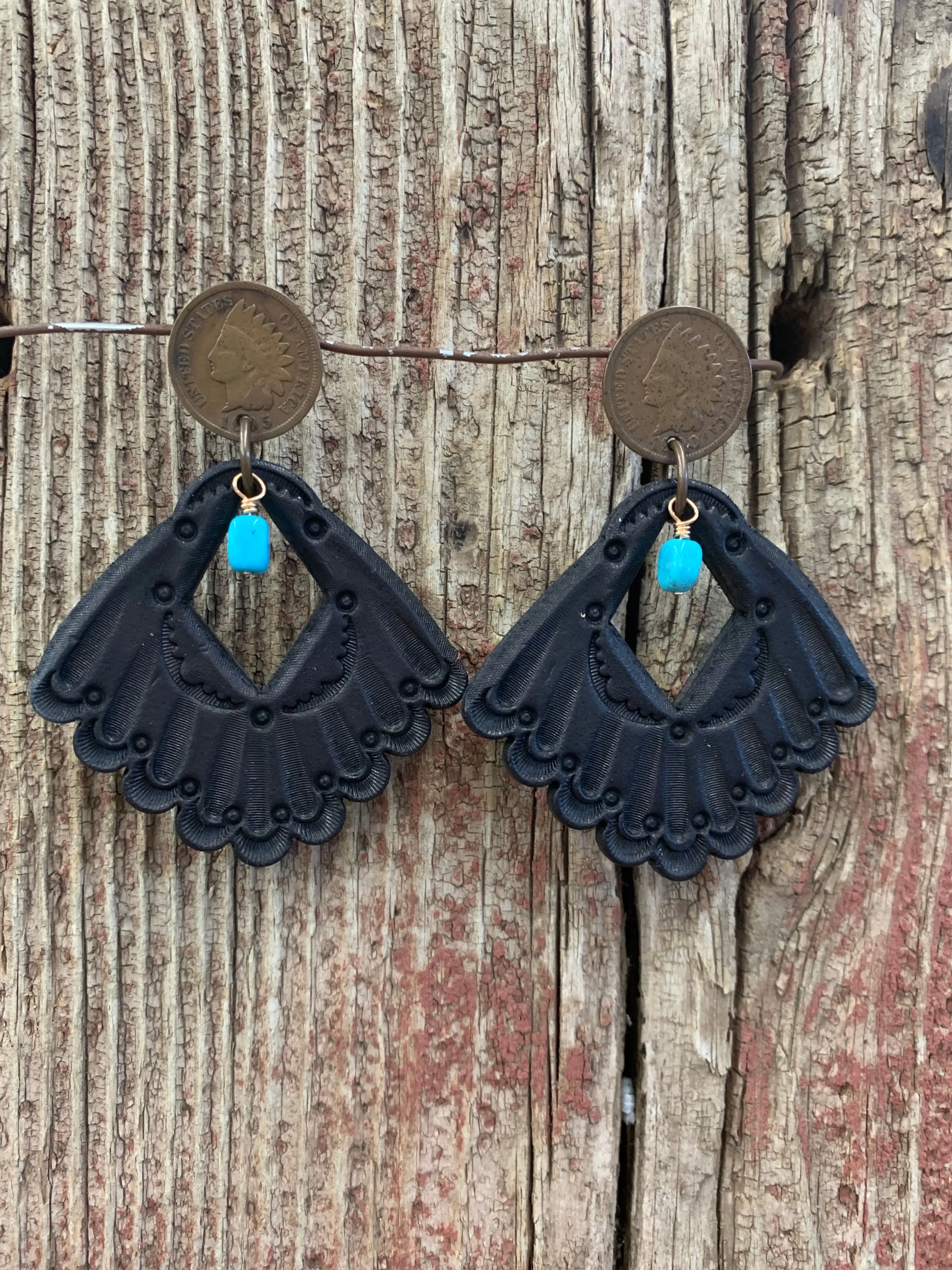 16130 Indian Penny Stud w/Lthr Cut Out Fan & Turq Earring