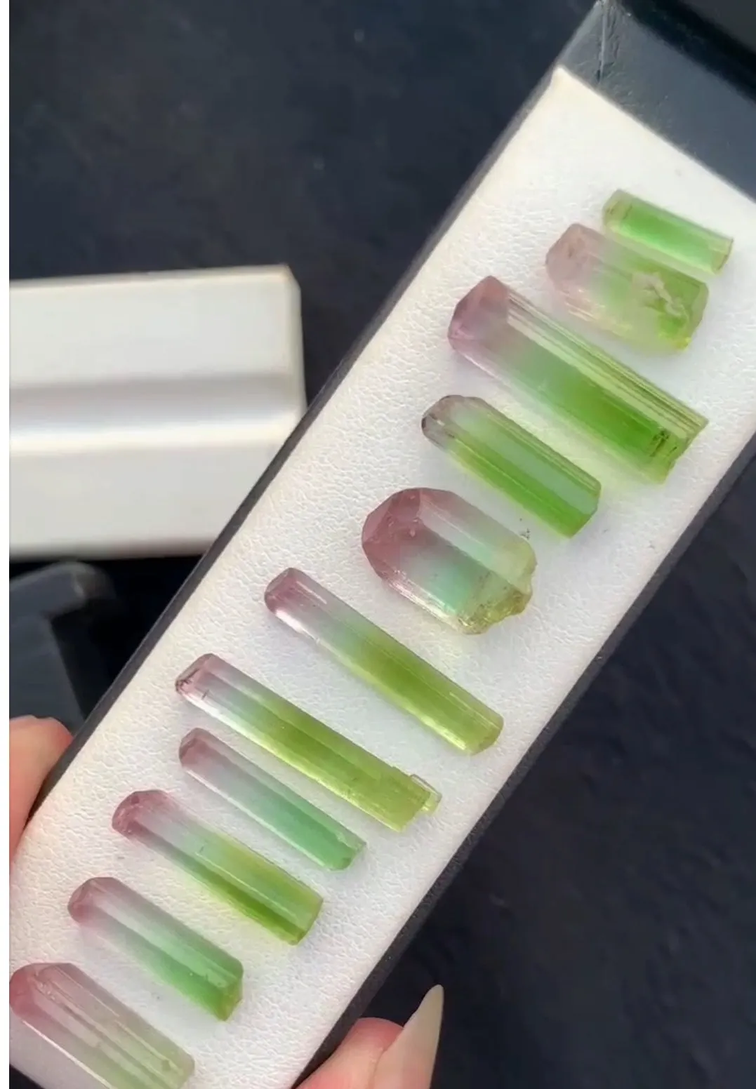 53 Carats Rare Raw Bi color Tourmaline crystals for Faceting