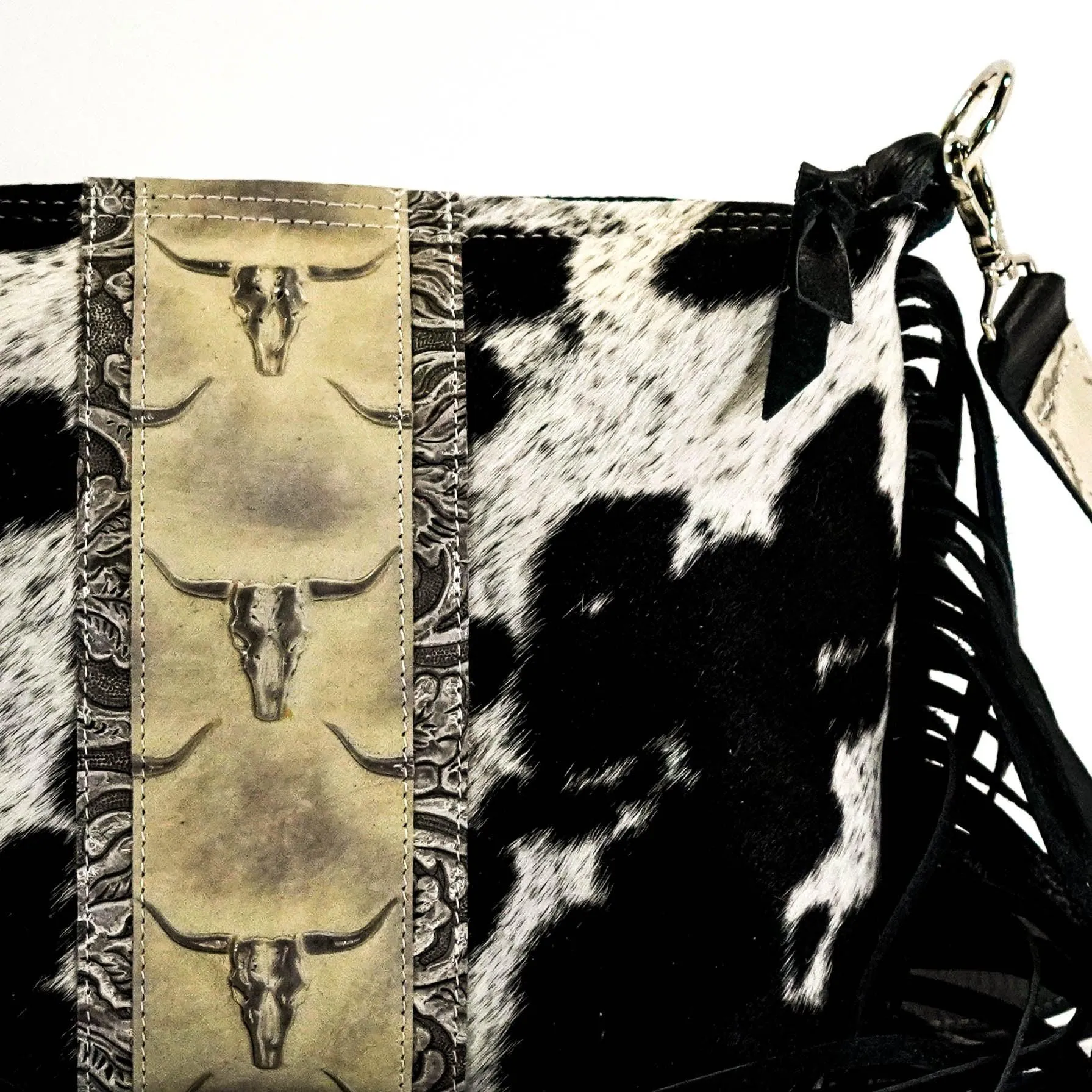 Annie - Black & White w/ Ghost Skulls