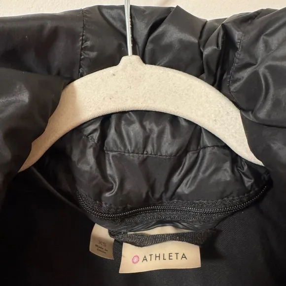 ATHLETA Women's Rock Springs CYA Jacket Quilted Puffer Black Size XS