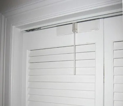 BI-FOLD DOOR LOCK