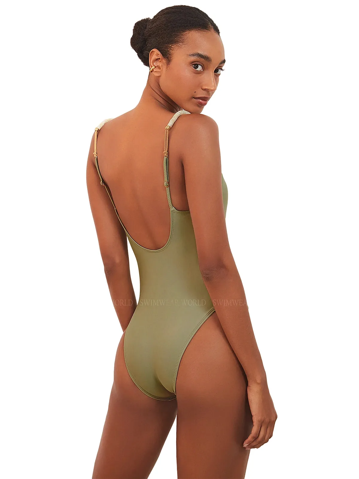Brooke Li One Piece ::RET