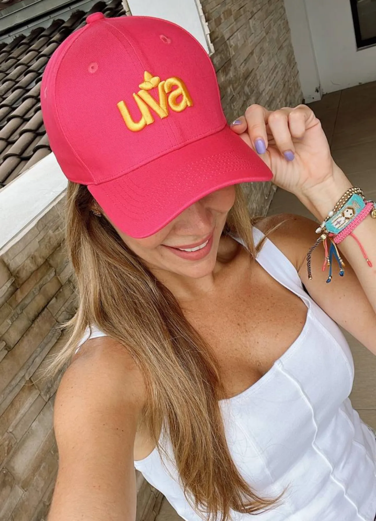 CAP 'AMATE TANTO' PINK