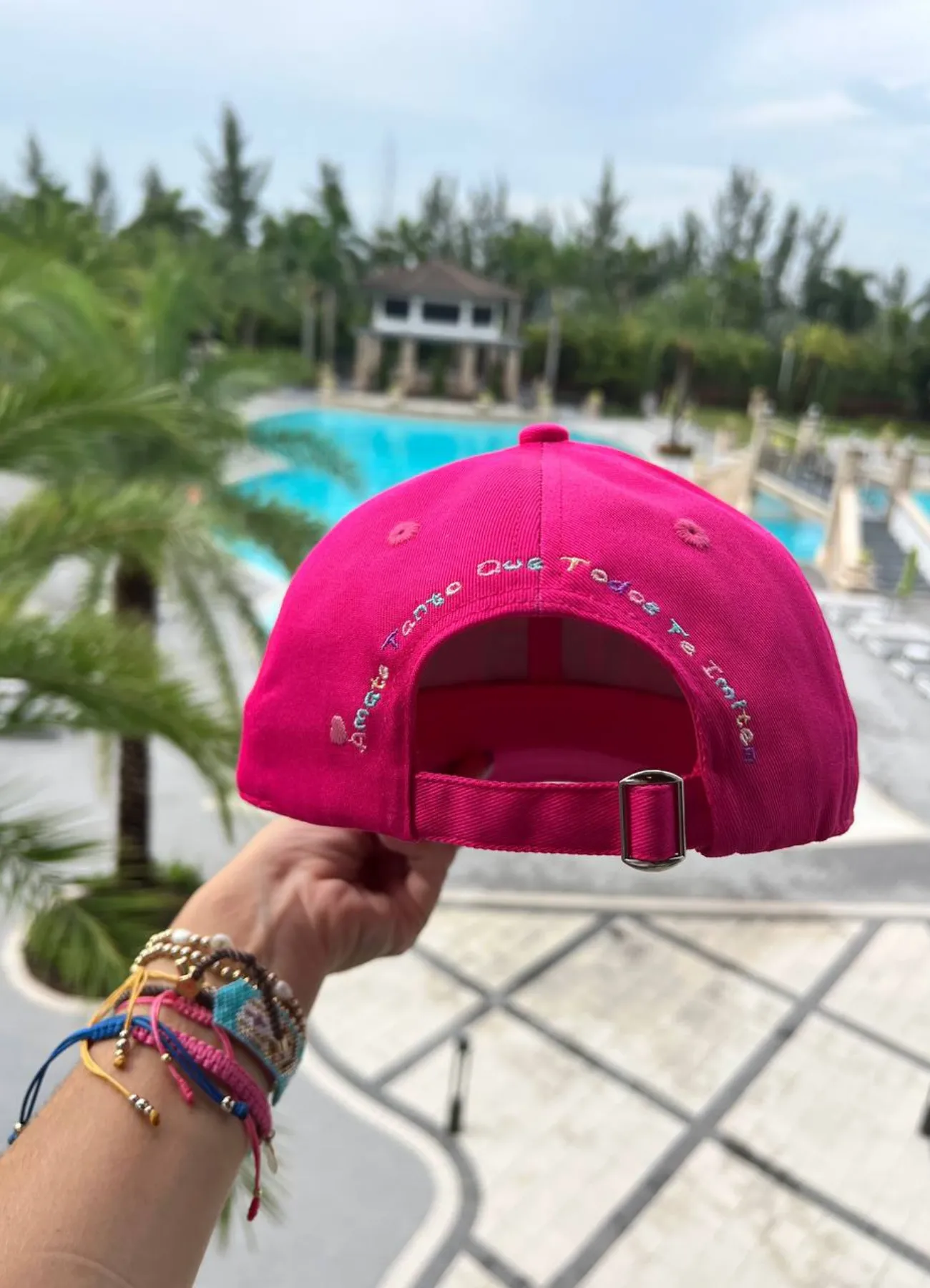 CAP 'AMATE TANTO' PINK