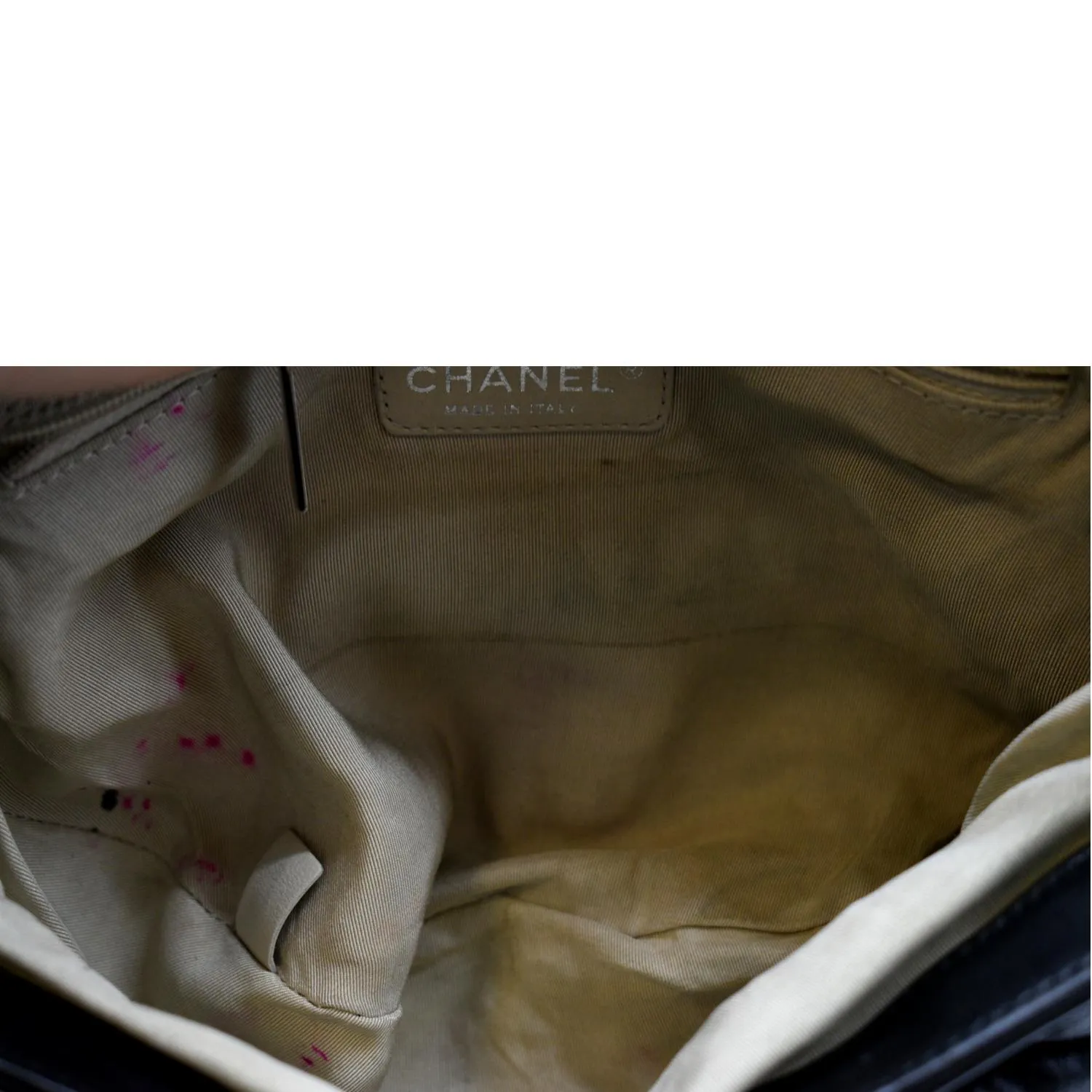CHANEL CC Chain Around Flap Quilted Leather Crossbody Bag Black