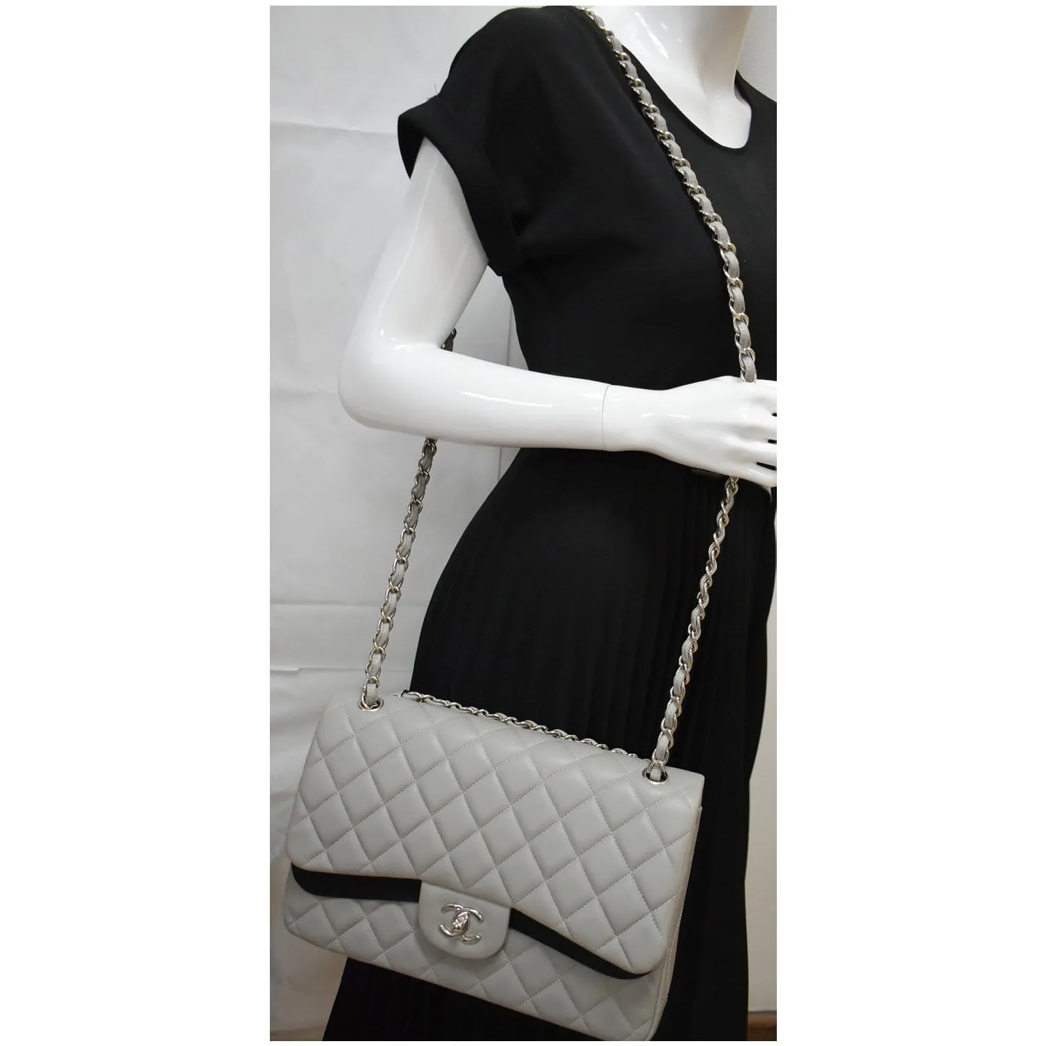 CHANEL Classic Jumbo Double Flap Lambskin Leather Shoulder Bag Grey