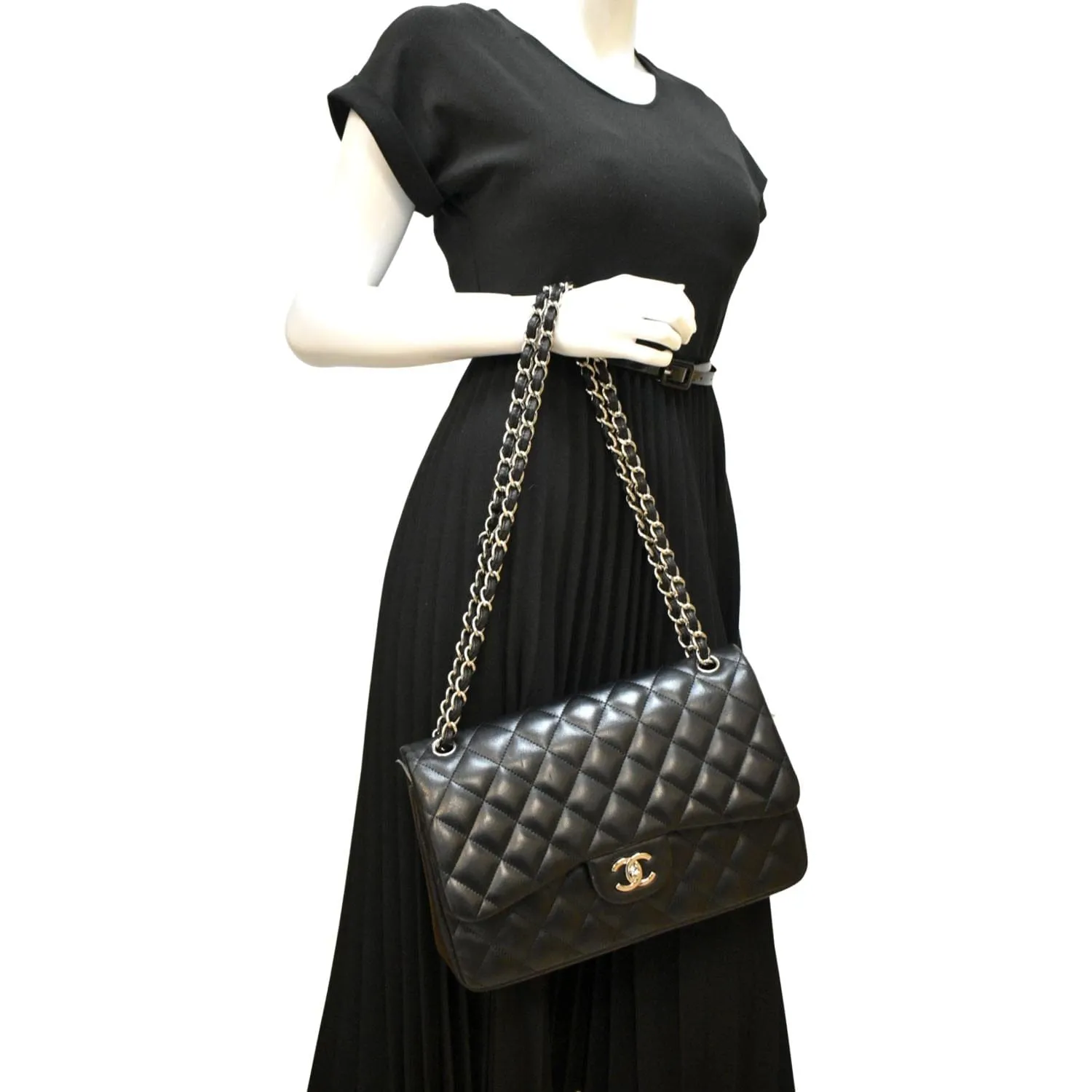CHANEL Jumbo Double Flap Calfskin Leather Shoulder Bag Black