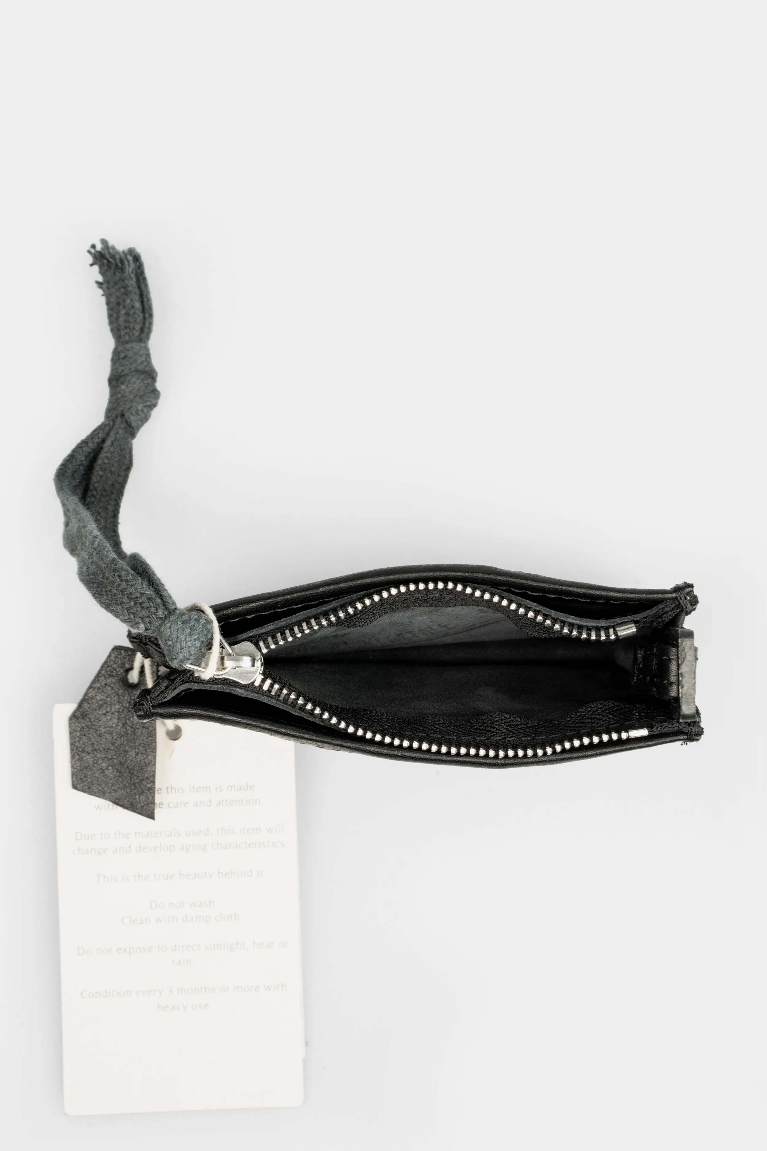 Compact leather wallet