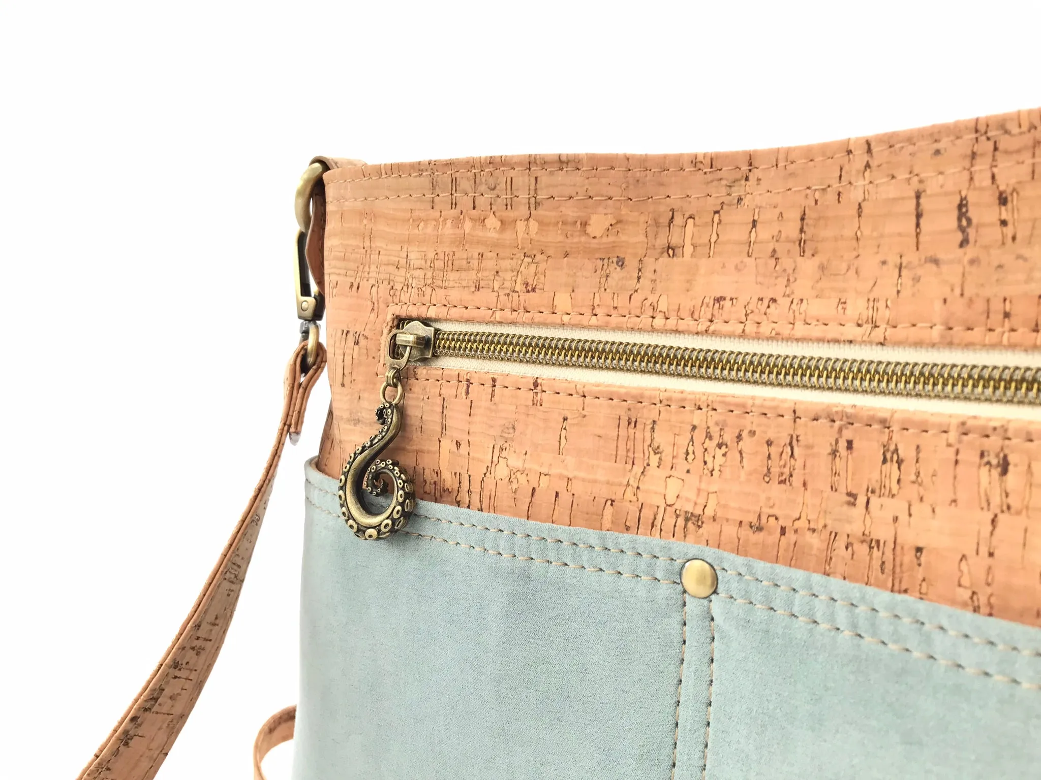 Cork Crossbody bag with Octopus Details
