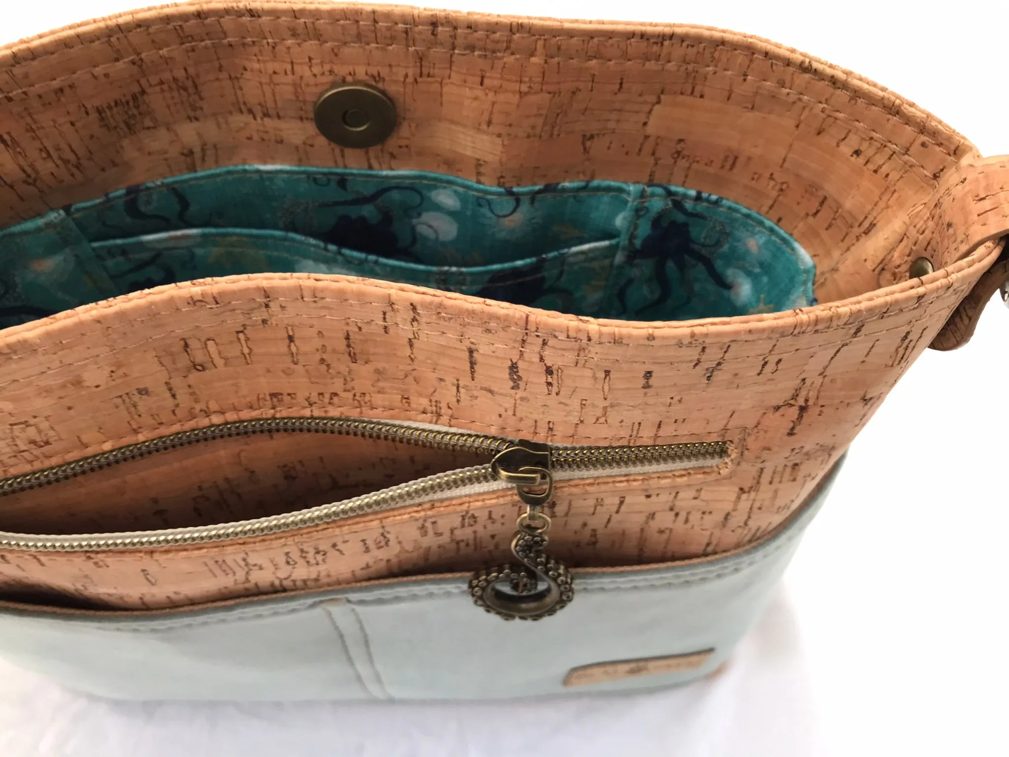 Cork Crossbody bag with Octopus Details