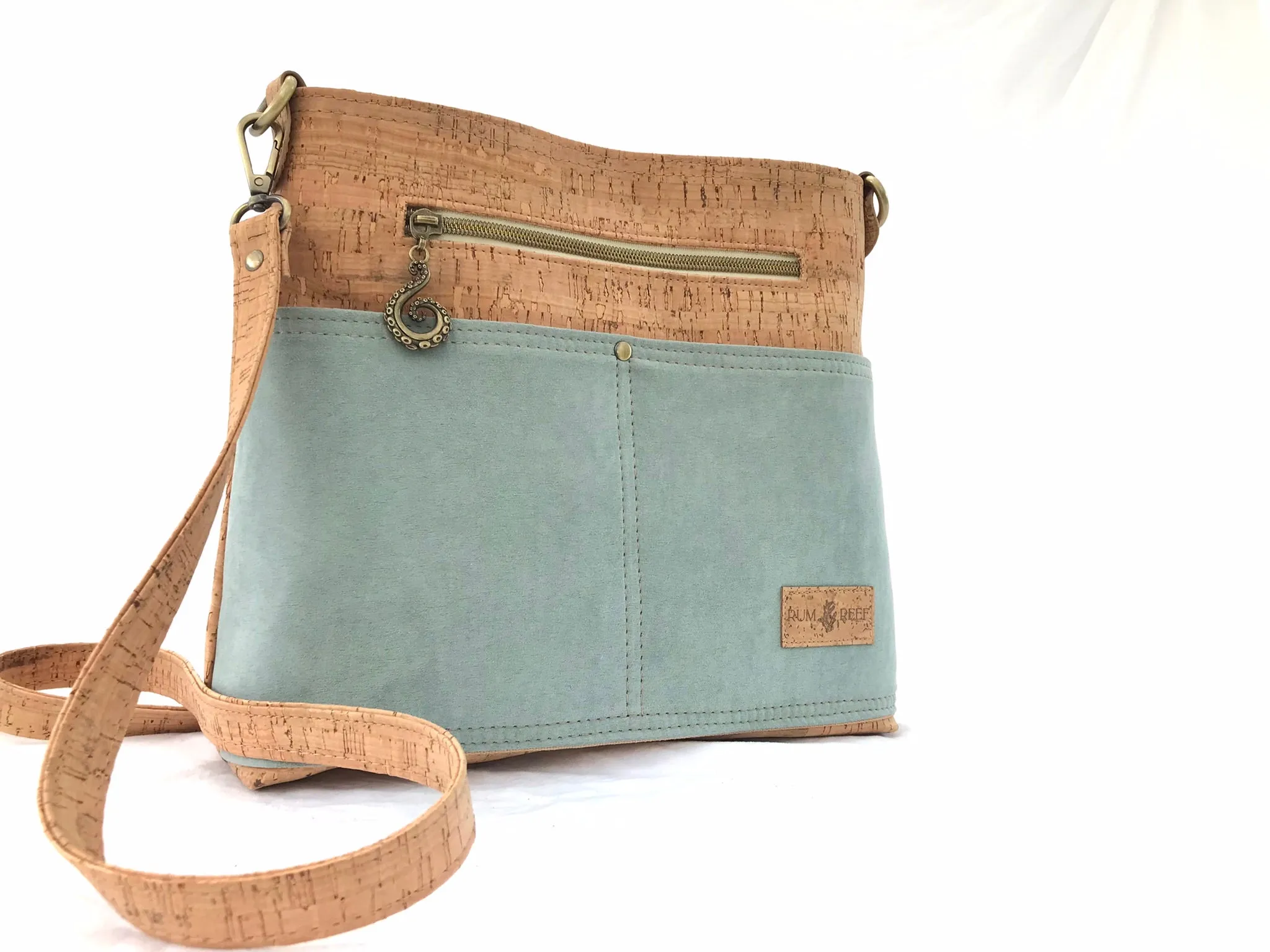 Cork Crossbody bag with Octopus Details