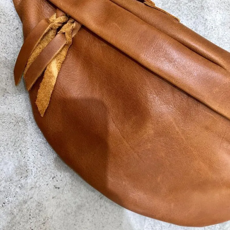 Crescent Carry Leather Crossbody Bag Chest Bag - Black/Brown - One Size