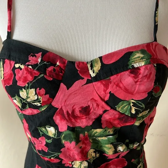 Floral bustier mini dress. Size S