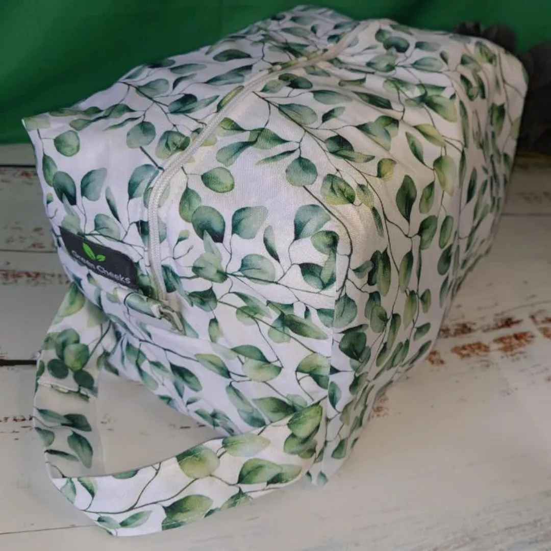 Green Cheeks Pod