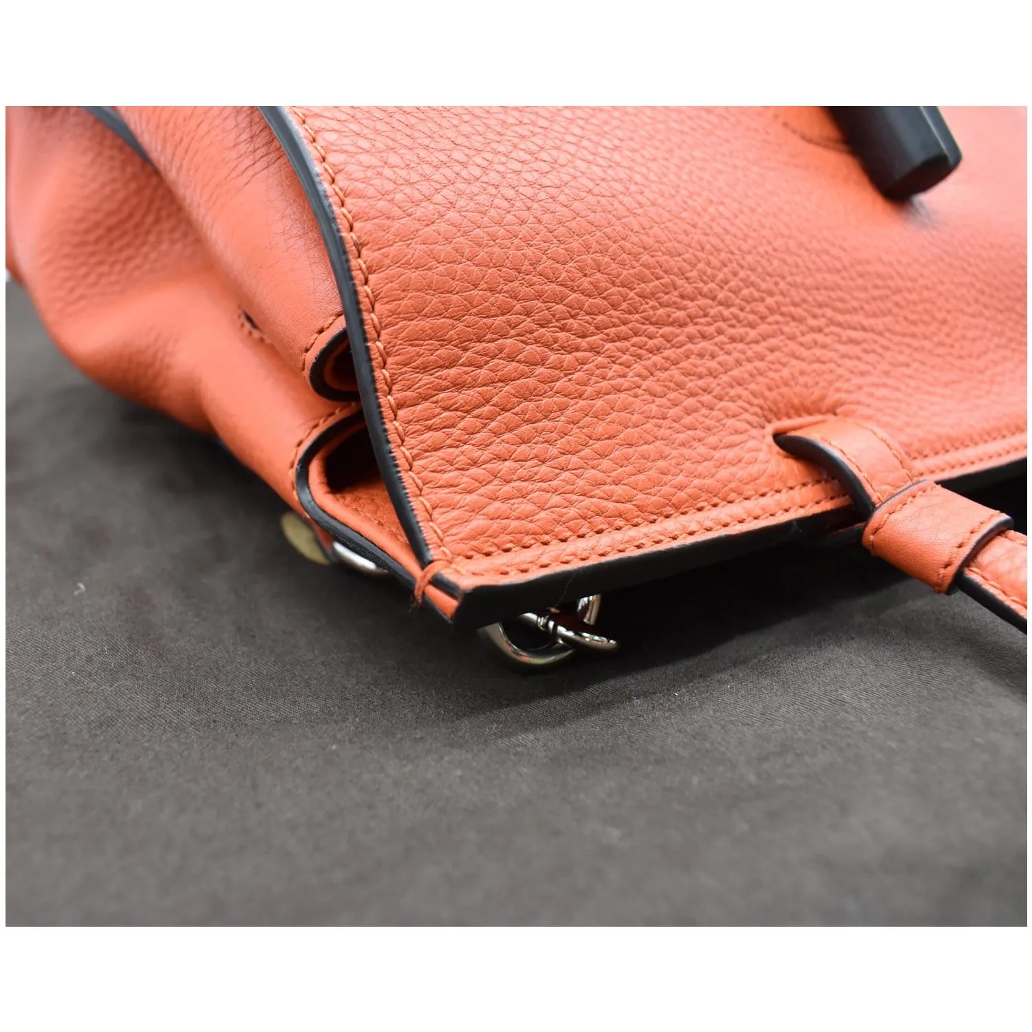 GUCCI Bamboo Daily Medium Leather Shoulder Bag Orange 392013