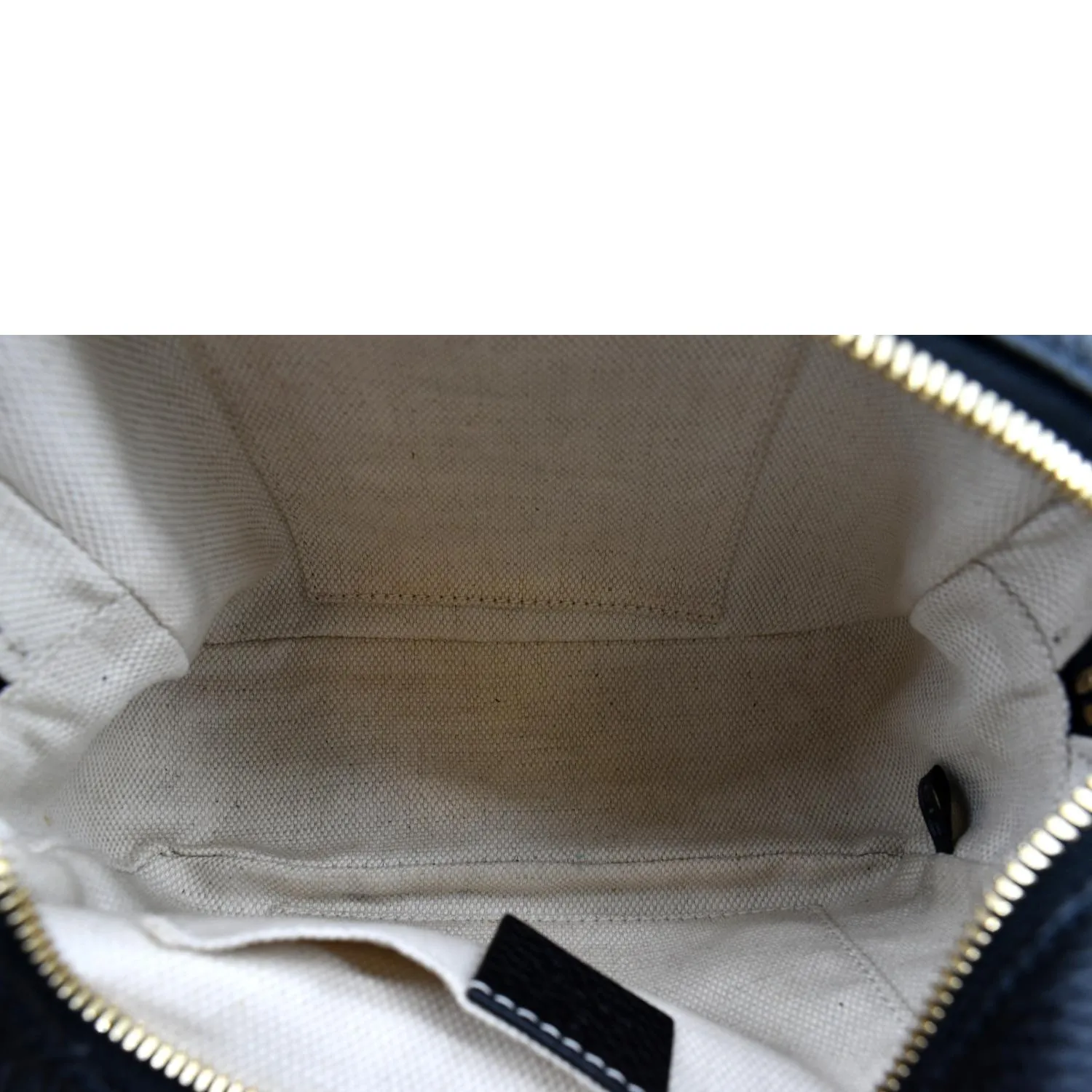 GUCCI Soho Disco Pebbled Leather Crossbody Bag Black 308364