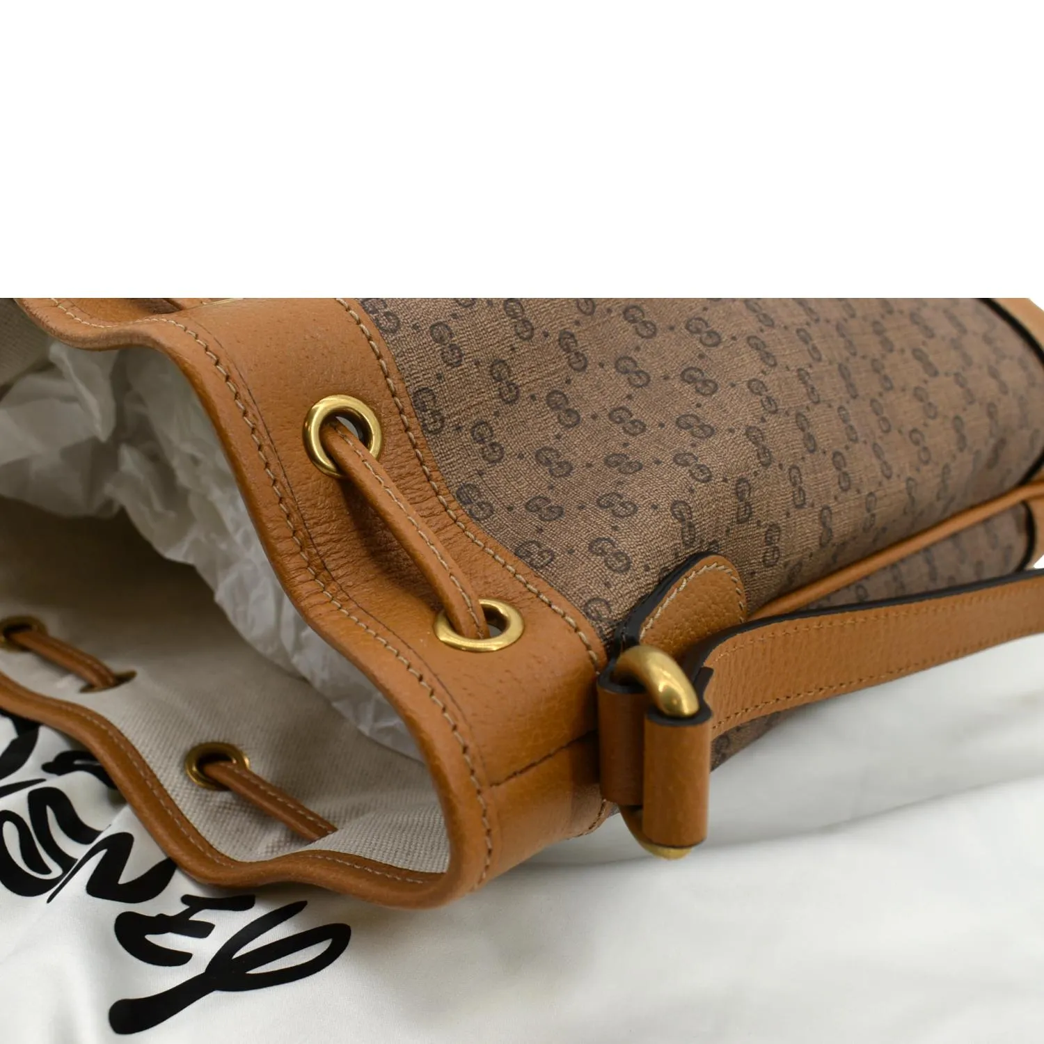 GUCCI X DISNEY Mini Vintage GG Supreme Monogram Bucket Bag Beige 602691
