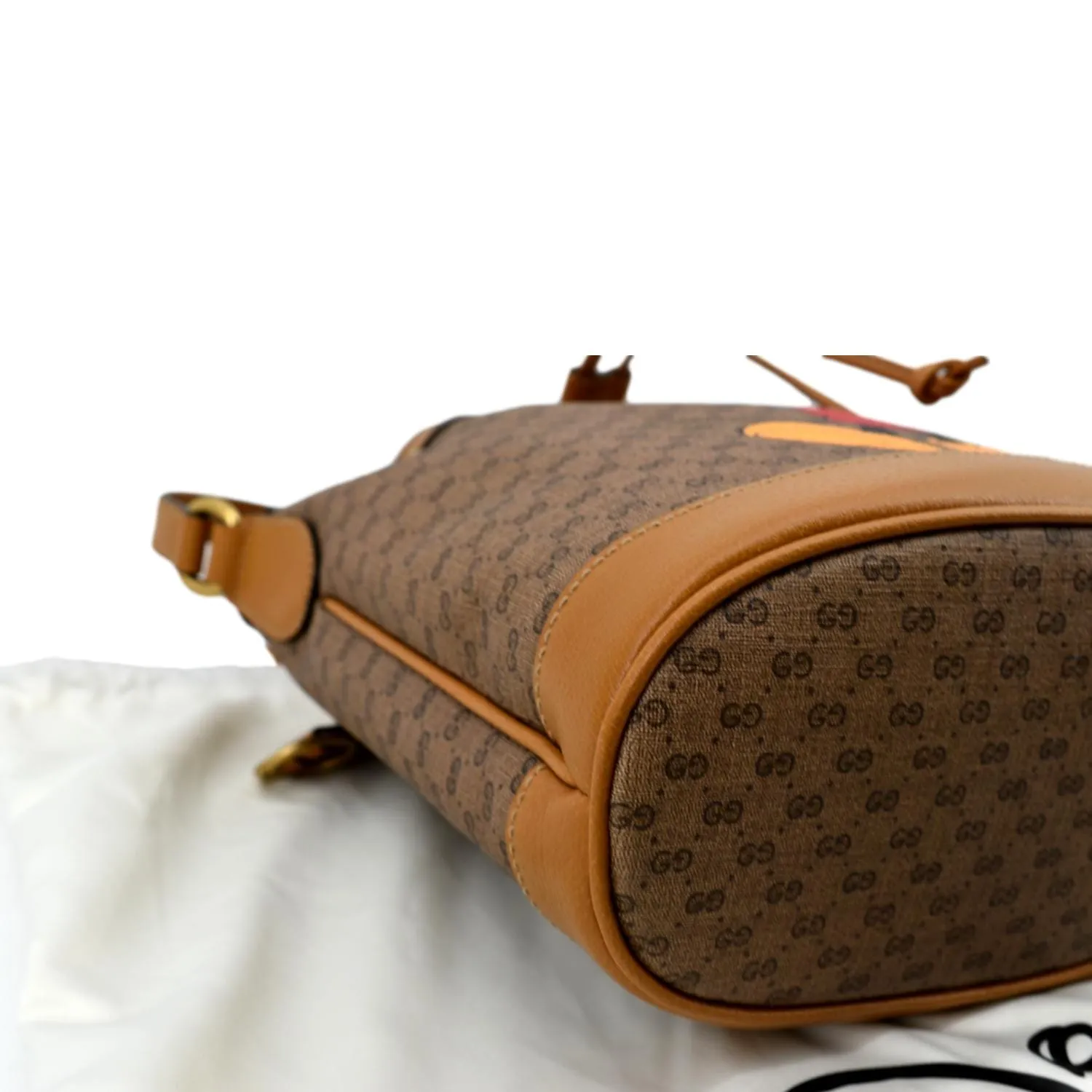 GUCCI X DISNEY Mini Vintage GG Supreme Monogram Bucket Bag Beige 602691