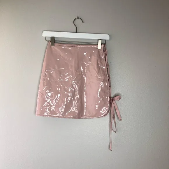 H:OURS Siren Mini Skirt in Nude Gloss