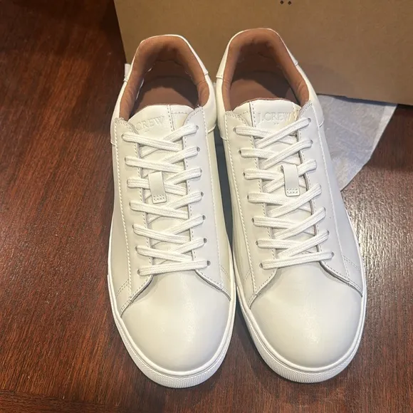 J.Crew Factory white mens Leather sneaker new comes with original box size 9.5