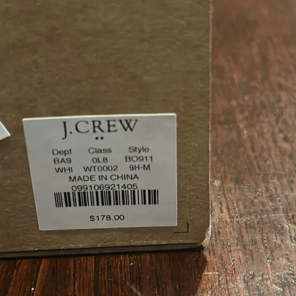J.Crew Factory white mens Leather sneaker new comes with original box size 9.5