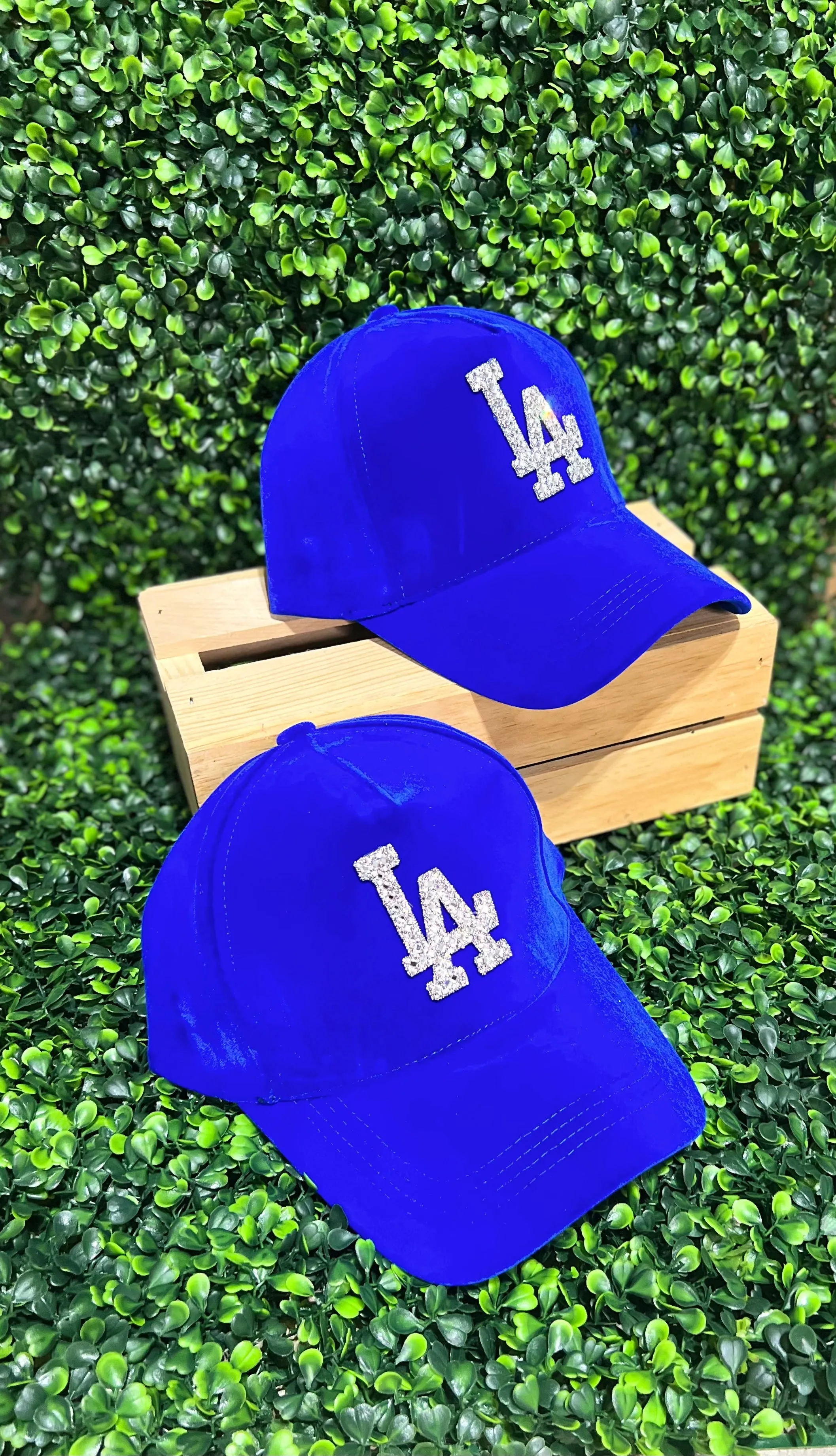 LA VELVET BLING HAT