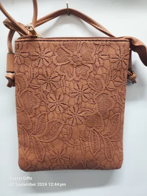Lace emboss Phone Bag Caramel
