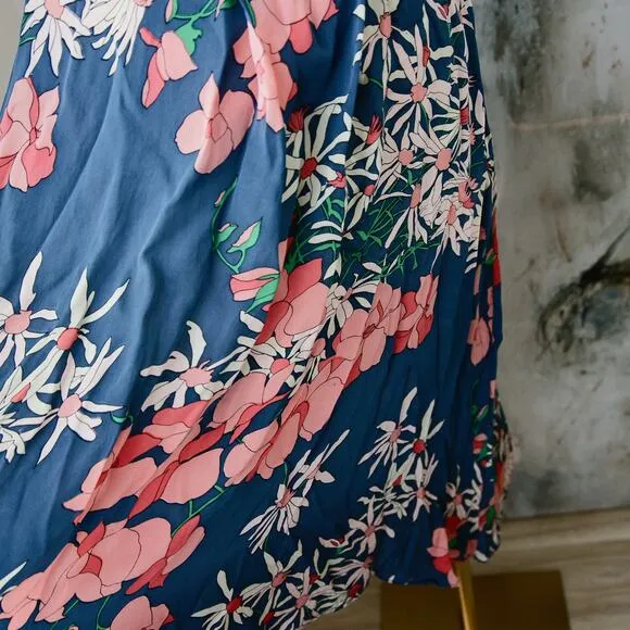 Lindsey ThornBurg 100% Silk Floral clark dress size 2 XS