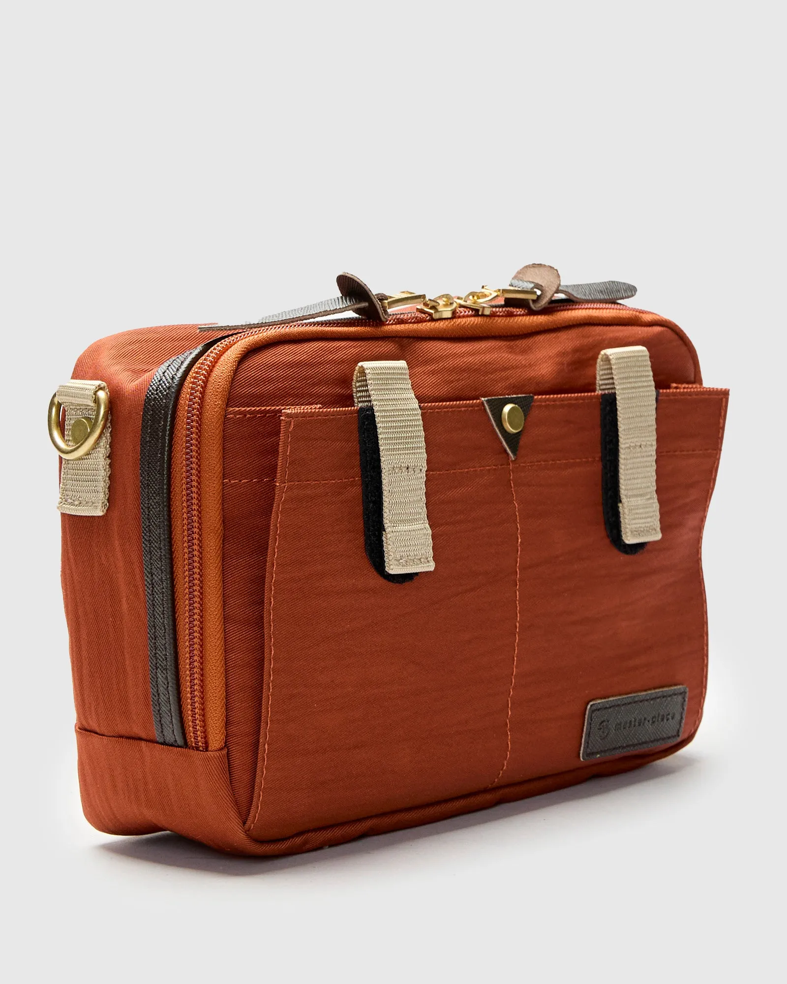 Link Shoulder Bag v2 in Orange