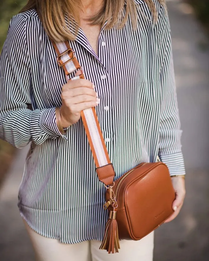 LOUENHIDE Jacinta Metallic Crossbody Bag - Tan