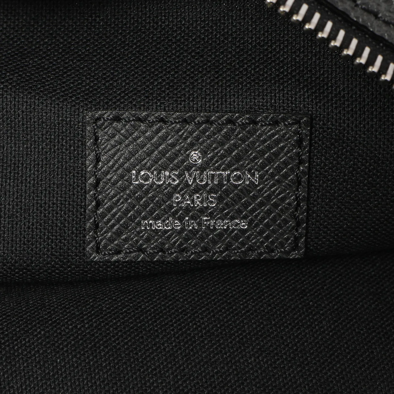 Louis Vuitton Ardoise Taiga Dimitri Messenger