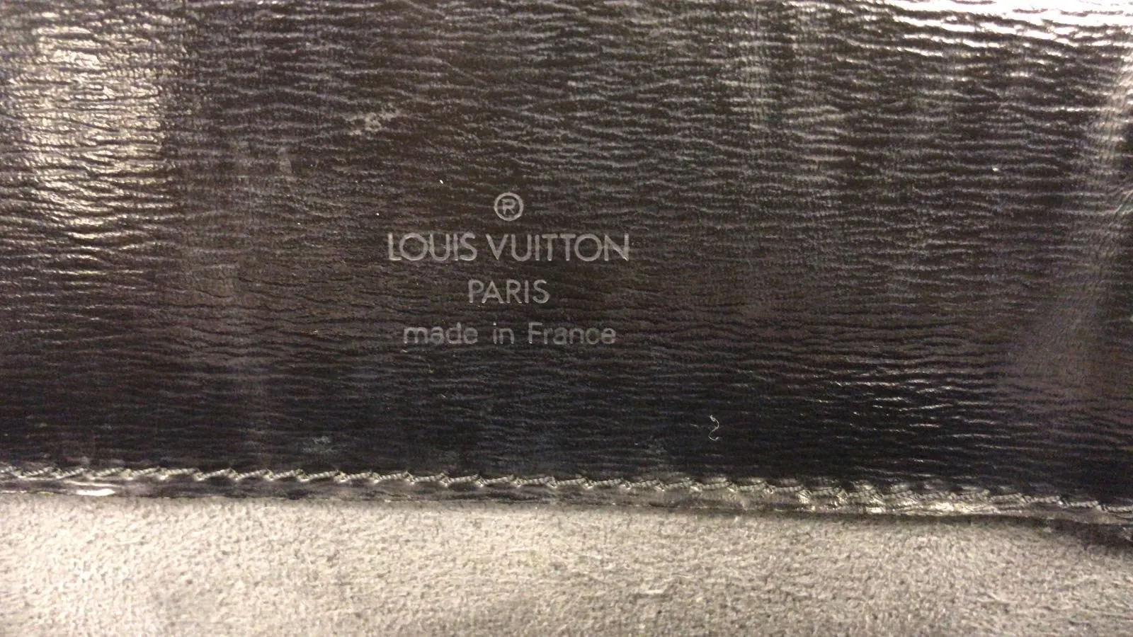 LOUIS VUITTON Epi Leather Black Cluny Shoulder Bag