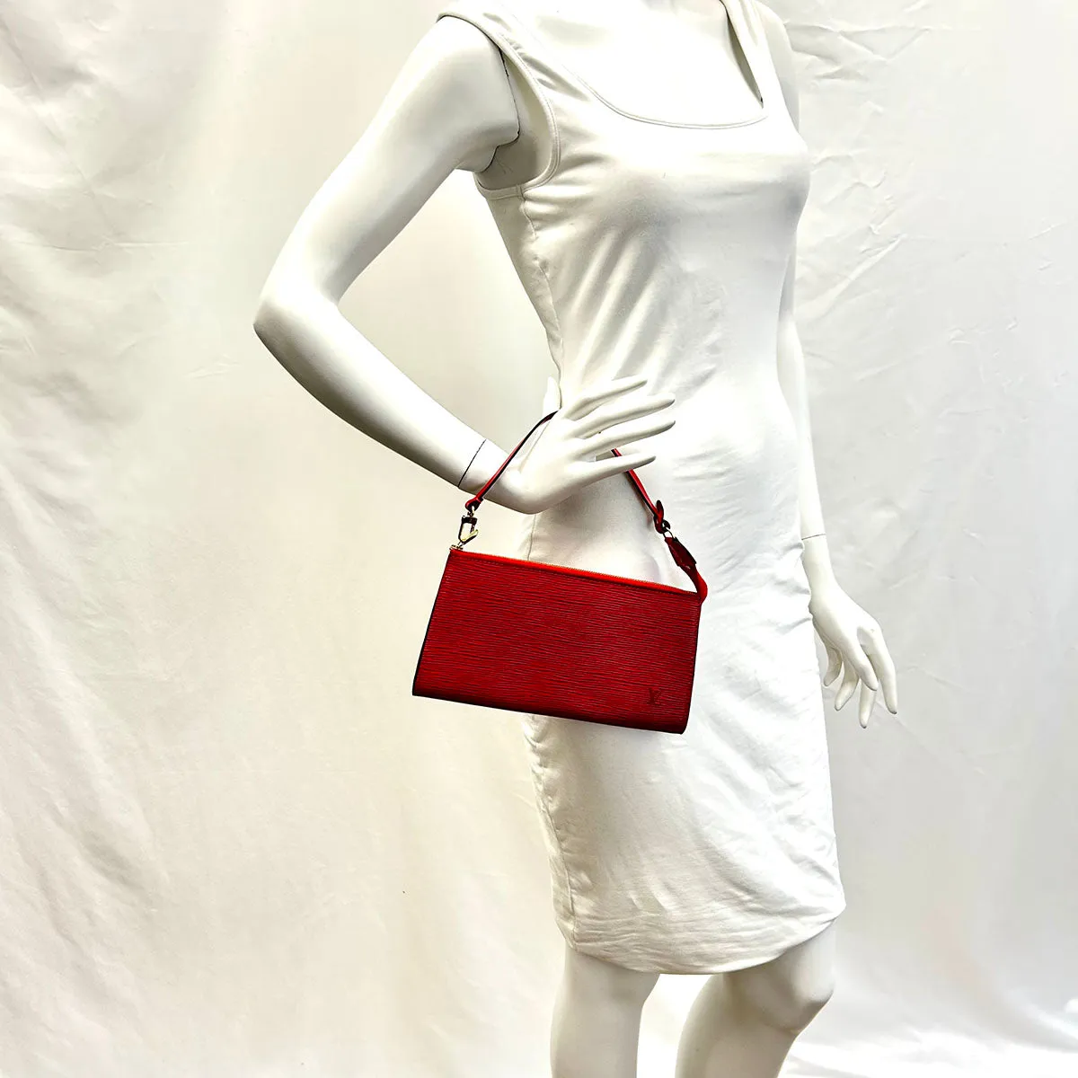 Louis Vuitton Epi Pochette