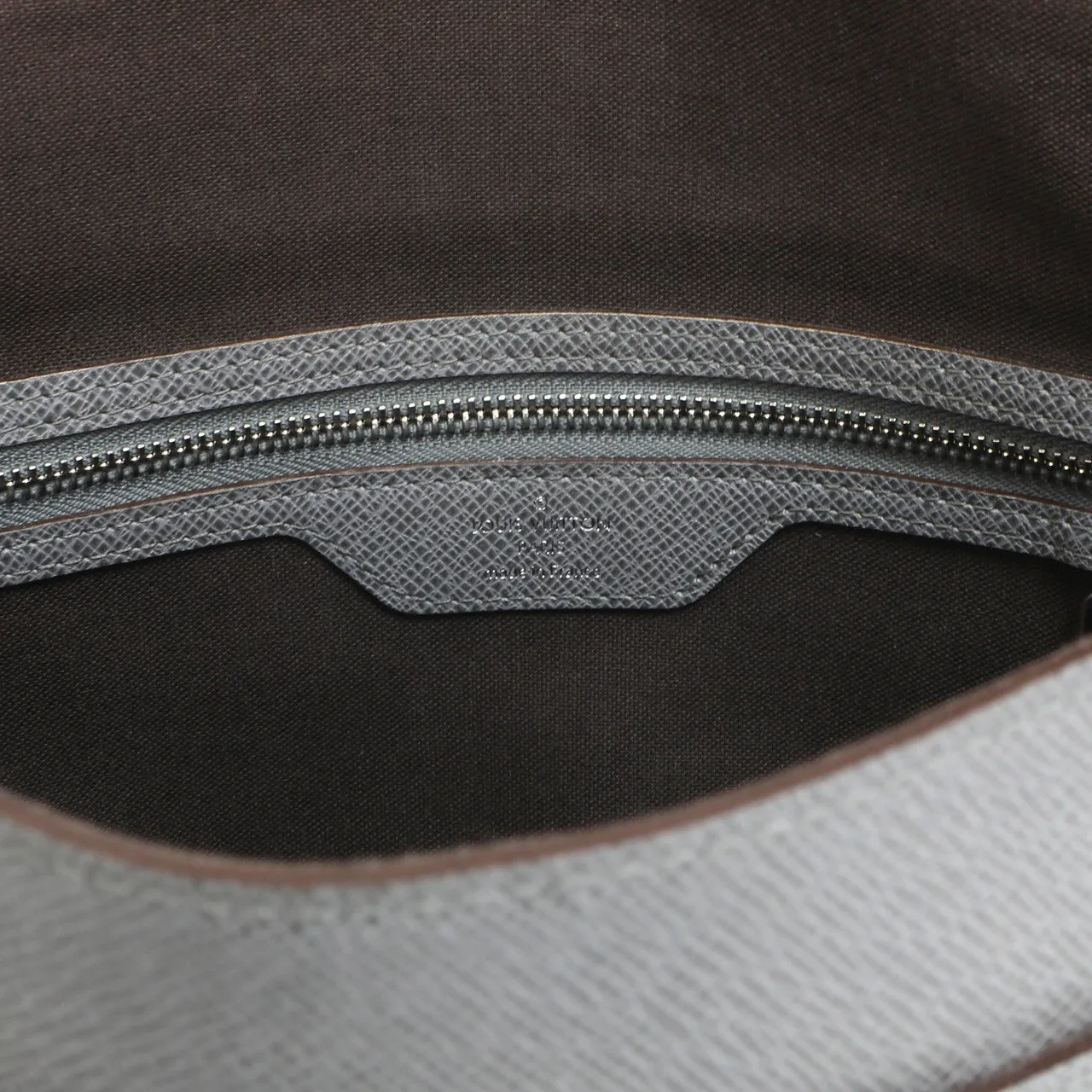 Louis  Vuitton Glacier Taiga Roman MM