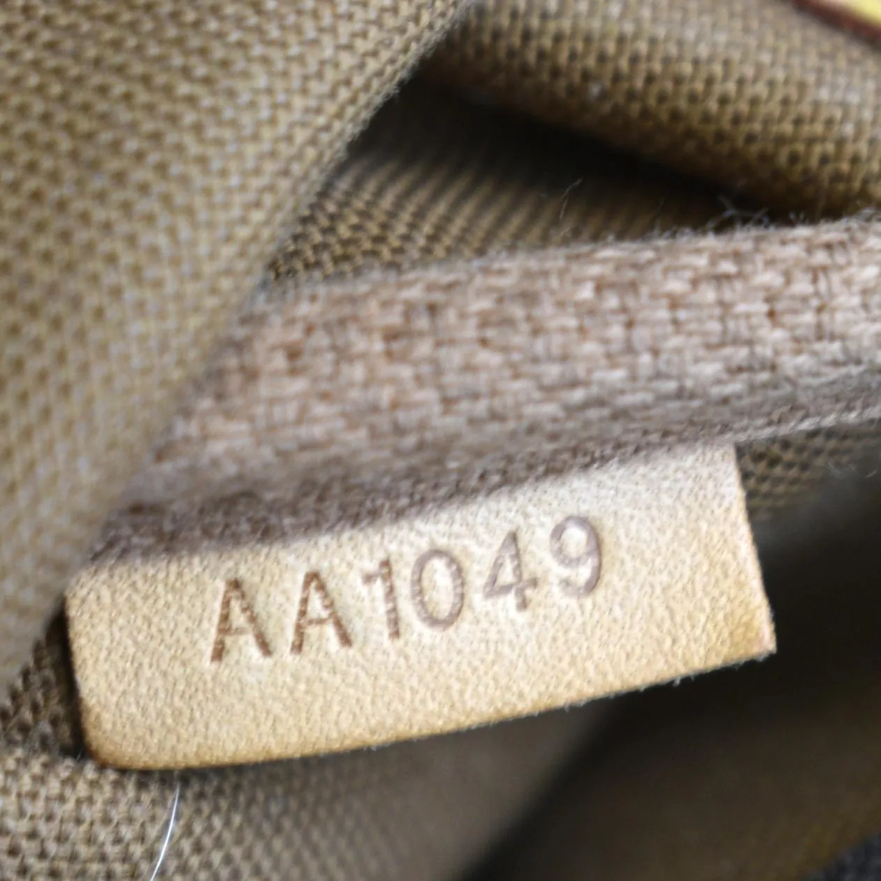 LOUIS VUITTON Pochette Eva Monogram Canvas Crossbody Bag Brown