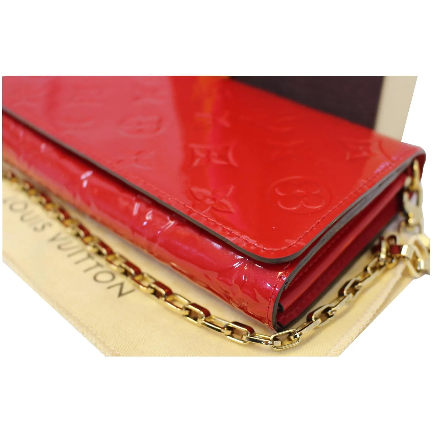LOUIS VUITTON Sarah Vernis Leather Chain Wallet Red