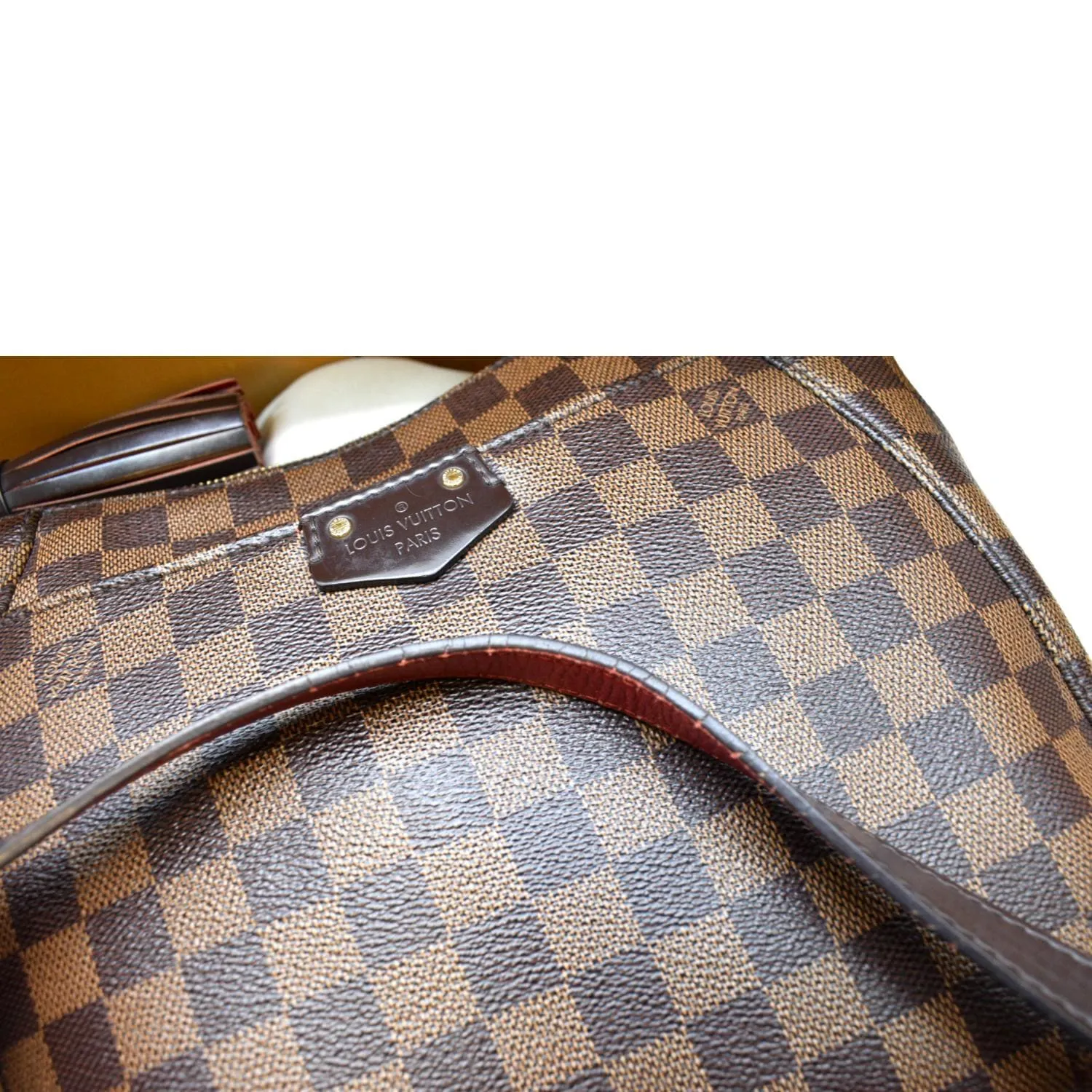 LOUIS VUITTON South Bank Besace Damier Ebene Crossbody Bag Brown
