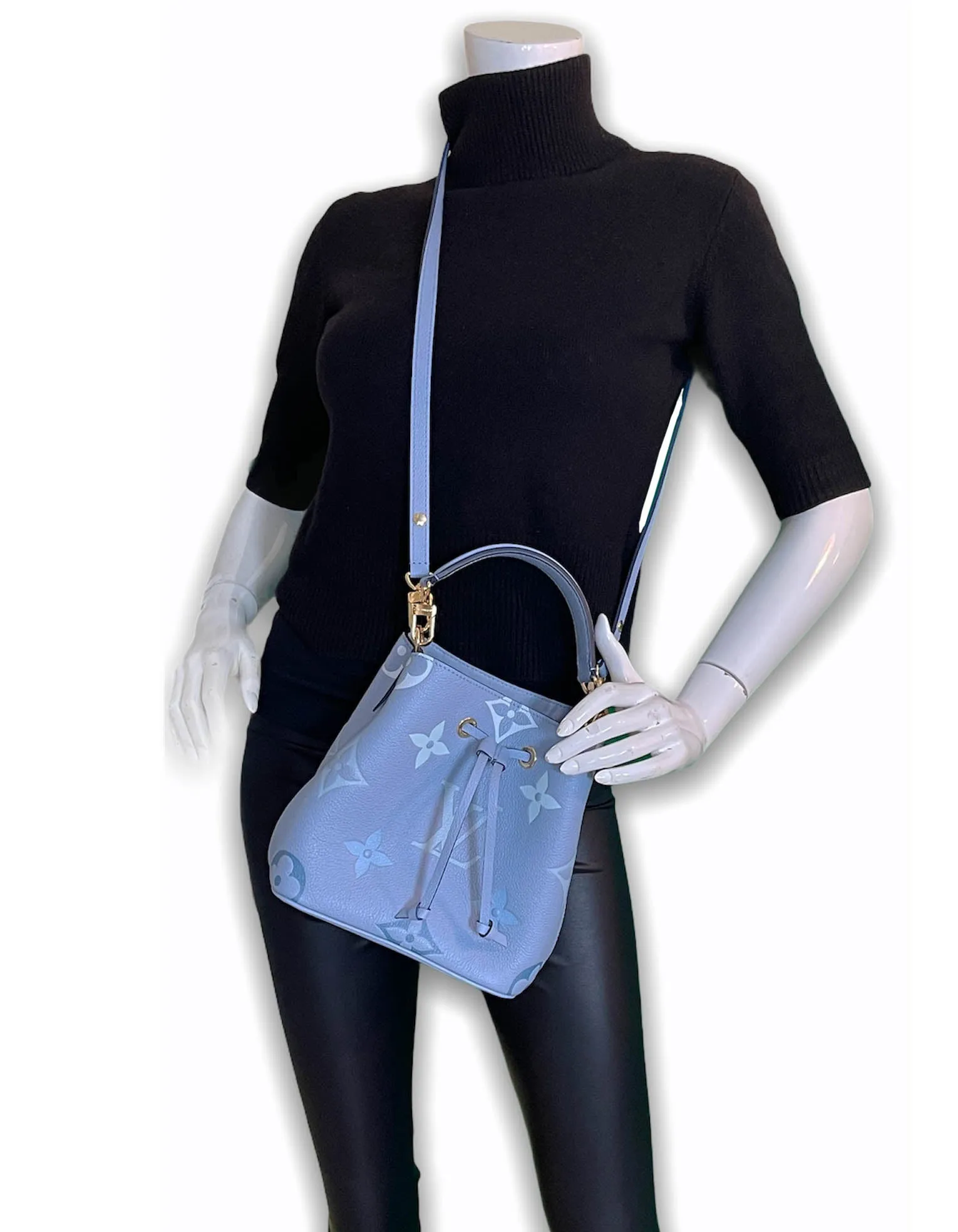 Louis Vuitton Summer Blue Monogram Giant By The Pool Neo noe BB Crossbody Bag