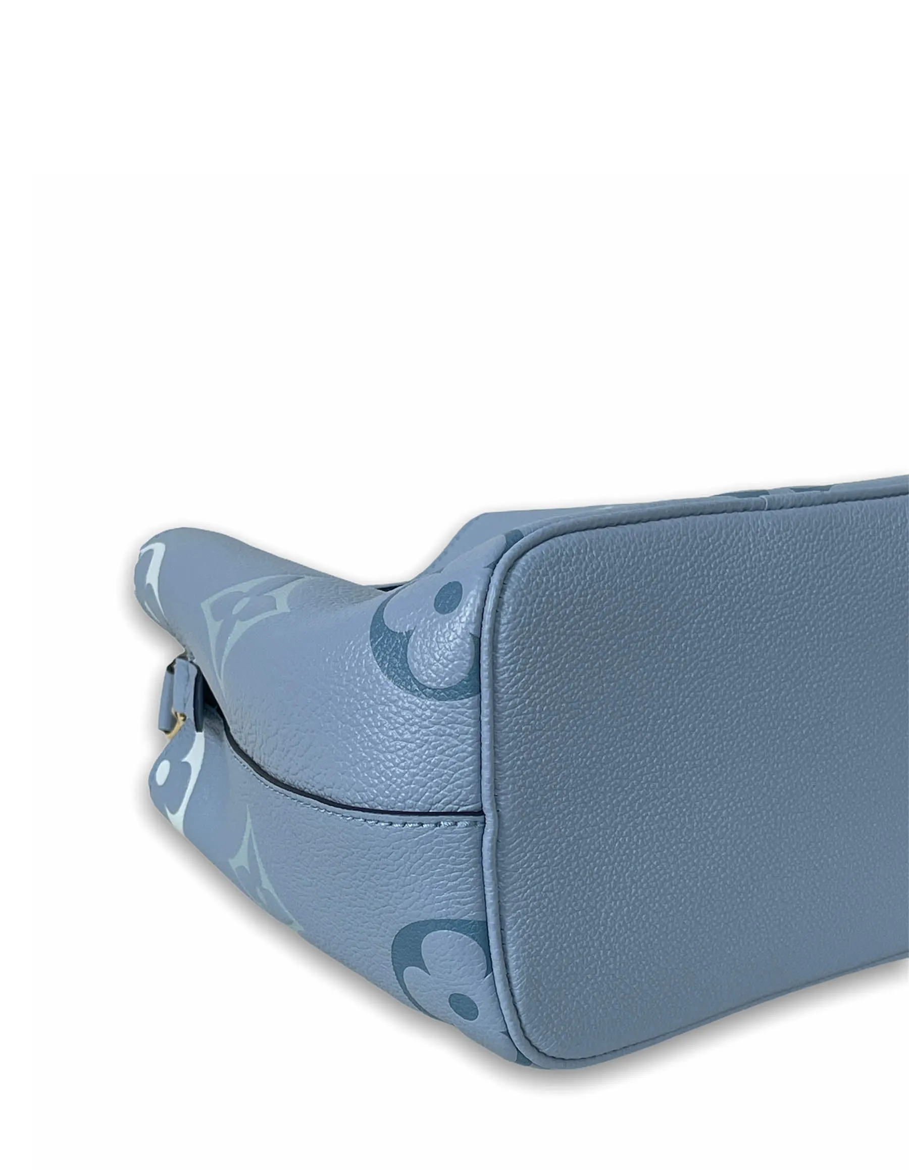 Louis Vuitton Summer Blue Monogram Giant By The Pool Neo noe BB Crossbody Bag