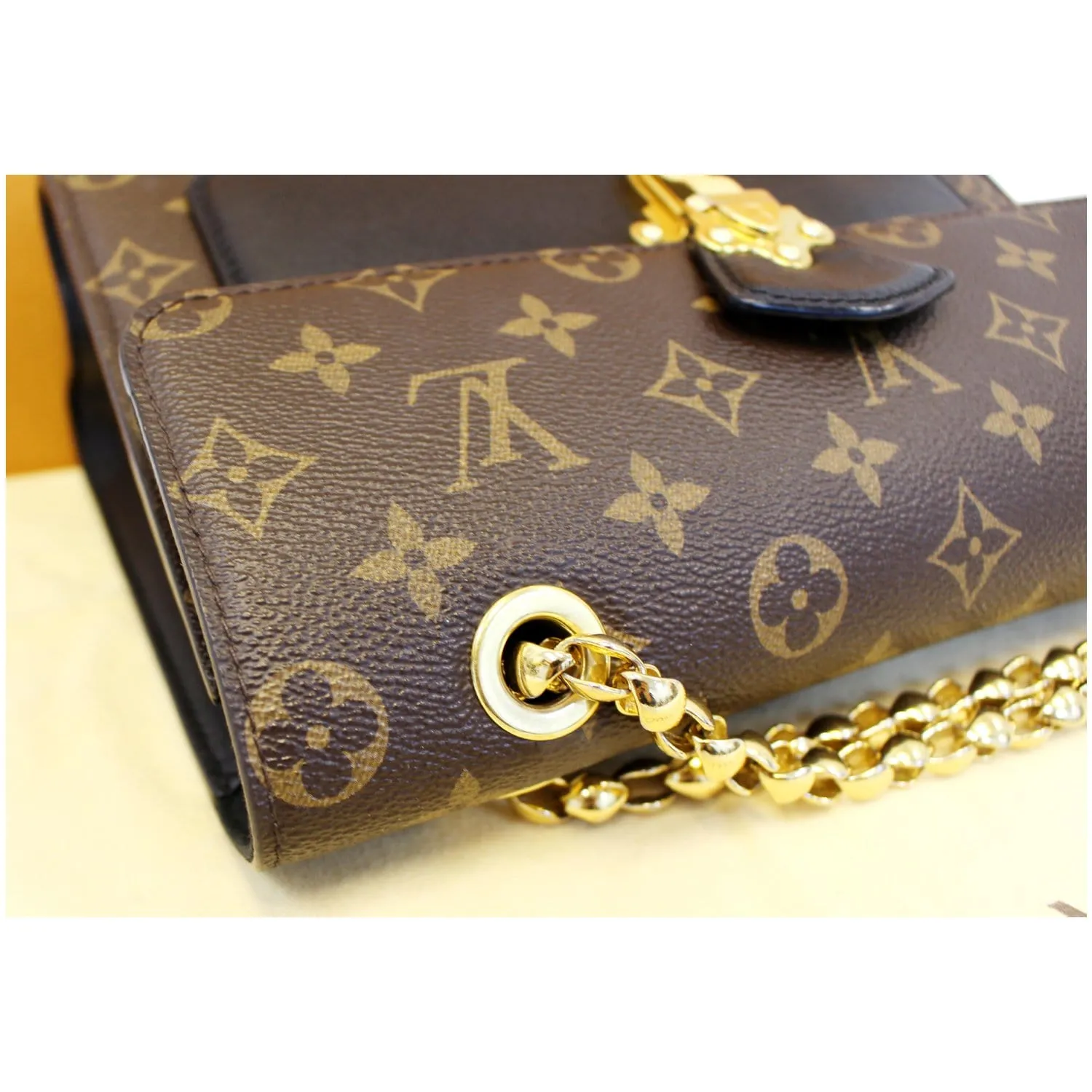 LOUIS VUITTON Victoire Monogram Canvas Shoulder Crossbody Bag Noir