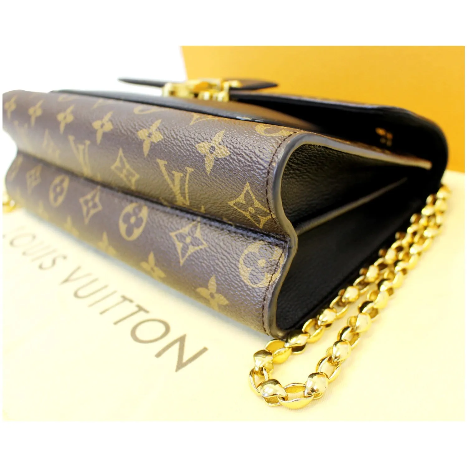 LOUIS VUITTON Victoire Monogram Canvas Shoulder Crossbody Bag Noir