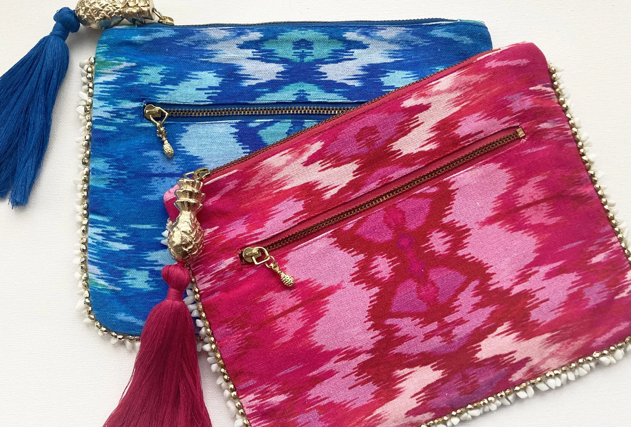 MAGICAL MAGENTA CLUTCH BAG