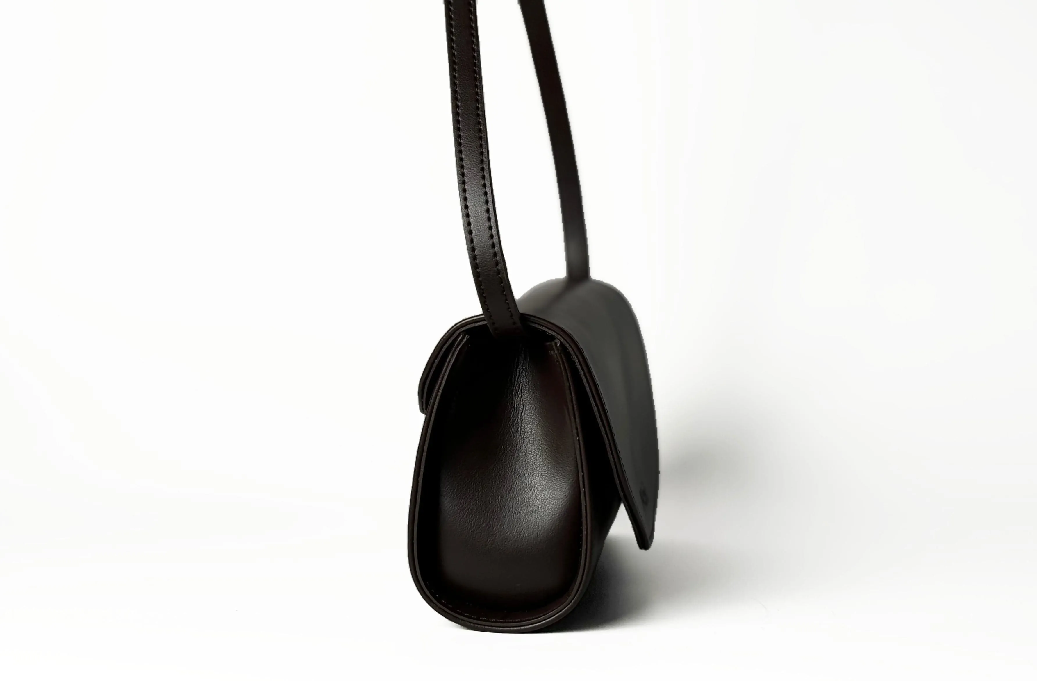 Marlee Apple Leather Vegan Crossbody Bag | Coco Beans