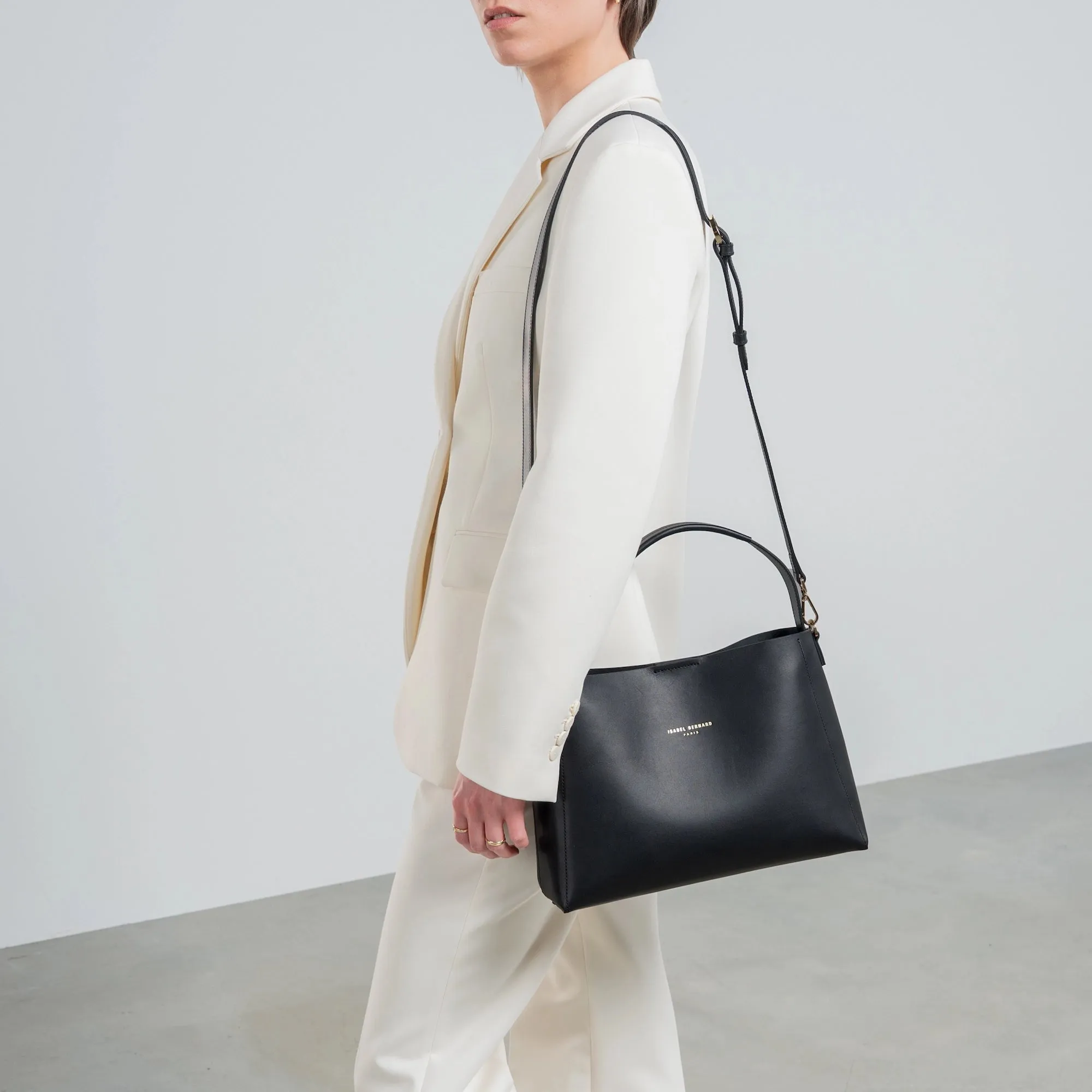 Montmartre Béatrice black vegetable tanned leather handbag