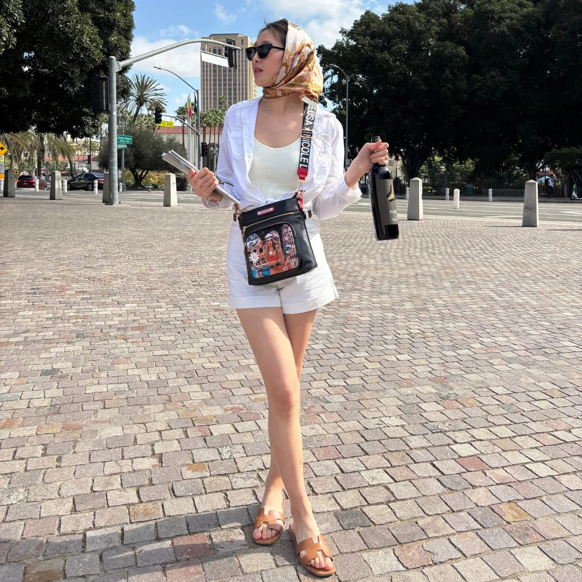 MTl17217  Martha Square Crossbody