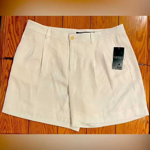 NWT Lauren Ralph Lauren pearl lined shorts, size 12