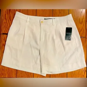 NWT Lauren Ralph Lauren pearl lined shorts, size 12