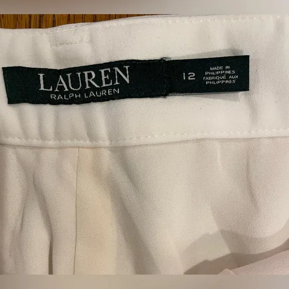 NWT Lauren Ralph Lauren pearl lined shorts, size 12
