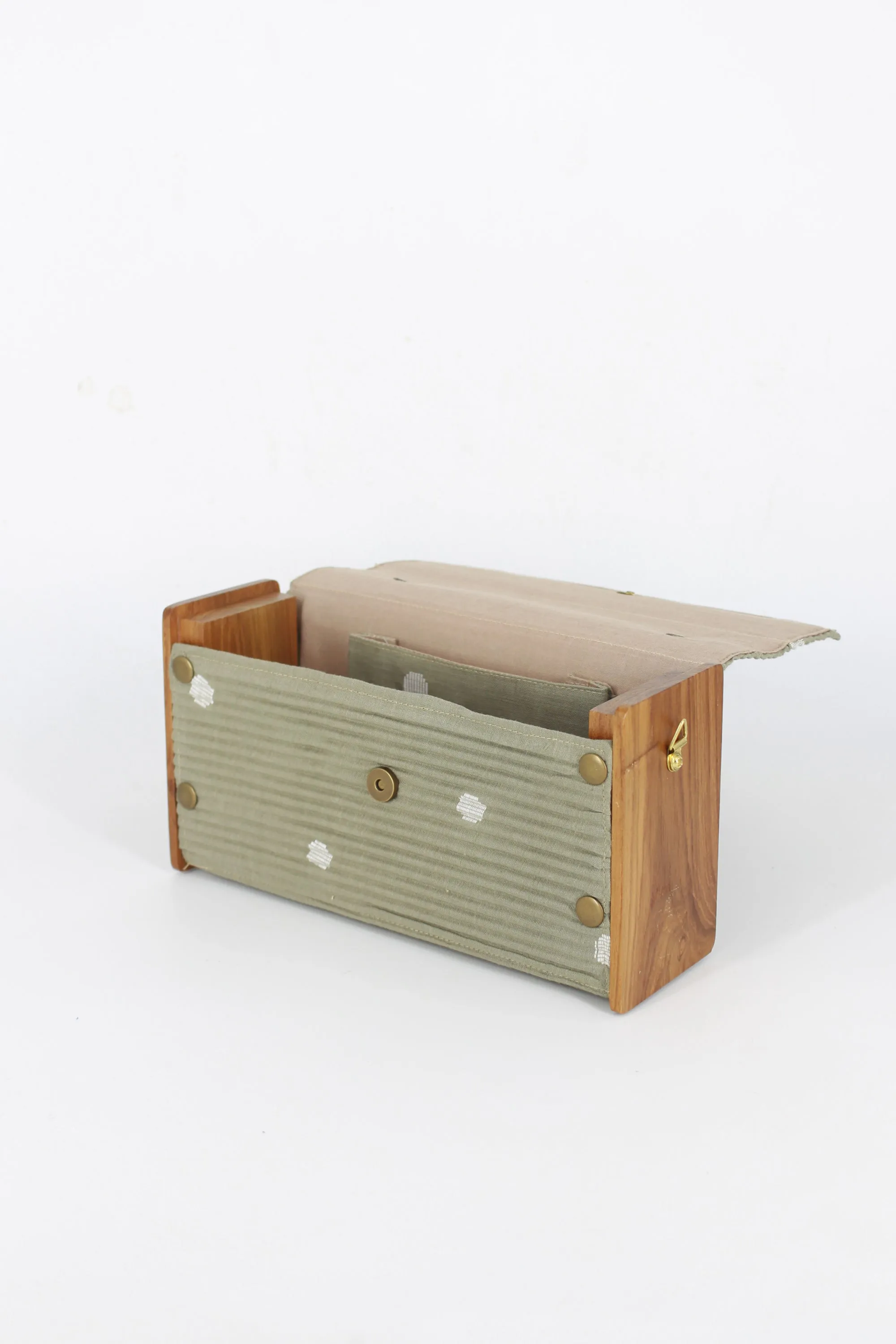 OLIVE Box Clutch - Single Sleeve