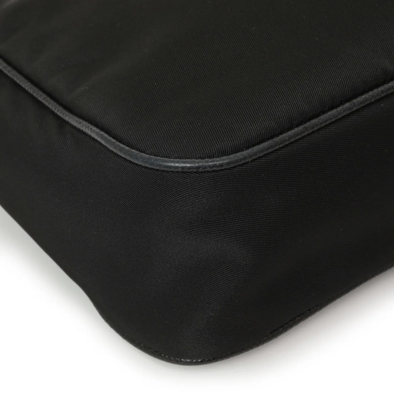 Prada Black Nylon Re-Edition 2005 Shoulder Bag